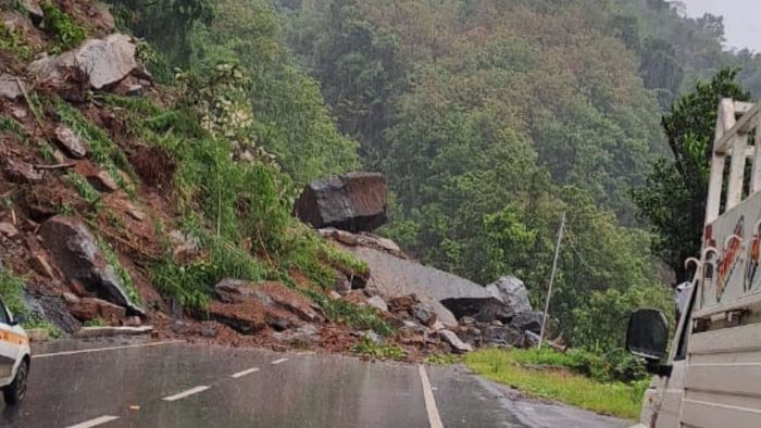 Mizoram issues heavy rainfall alert, Champhai highway blocked by landslides