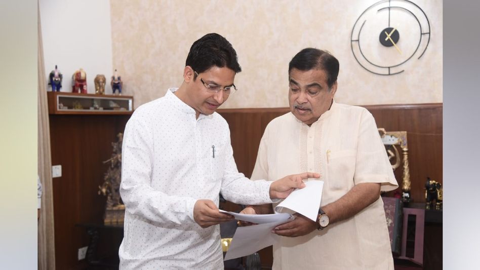 Darjeeling MP urges immediate repair of NH-10, highlights road condition amidst rainfall, flooding Darjeeling MP urges immediate repair of NH-10, highlights road condition amidst rainfall, flooding