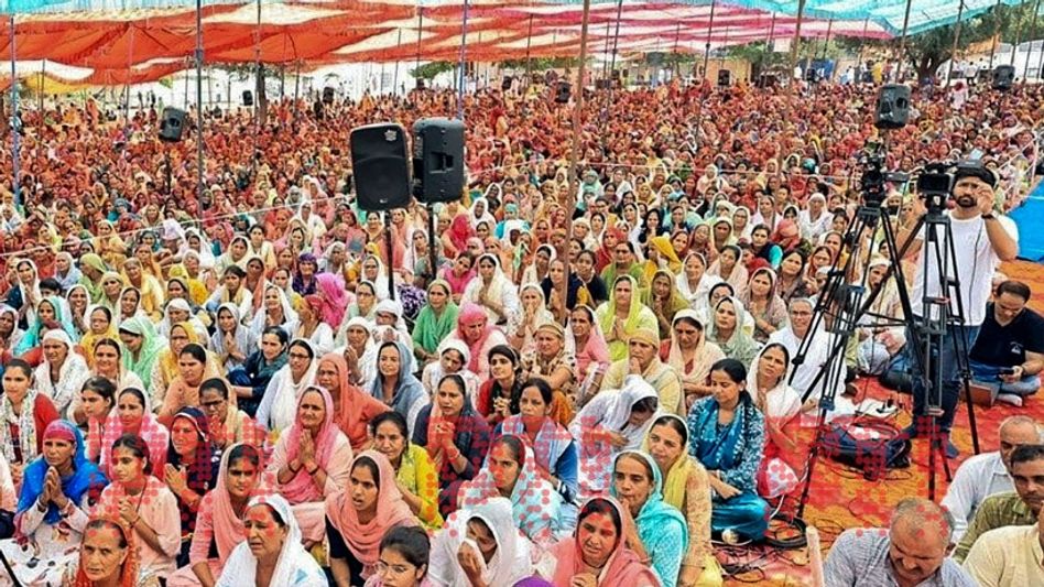Uttar Pradesh: 116 dead in Hathras stampede, PM Modi offers condolences Uttar Pradesh: 116 dead in Hathras stampede, PM Modi offers condolences