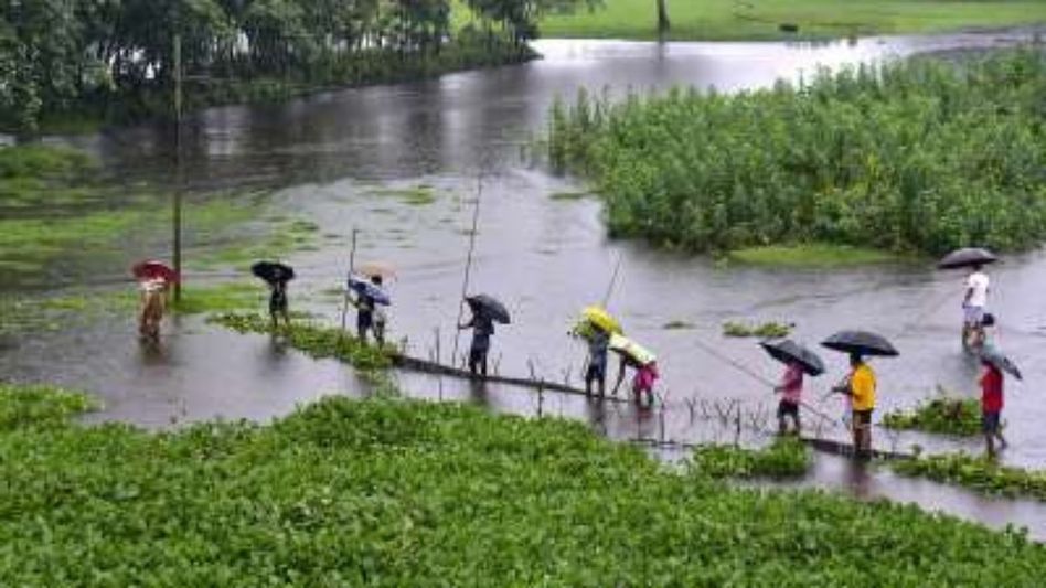 Assam flood situation worsens, over 11 lakh people suffering Assam flood situation worsens, over 11 lakh people suffering