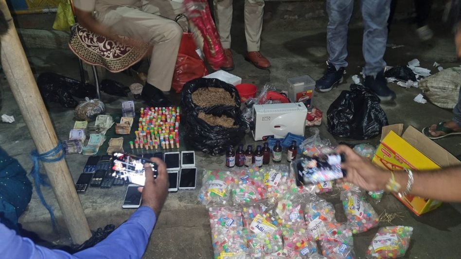 Assam Police seizes huge quantity of drugs and cash, arrests 4 Assam Police seizes huge quantity of drugs and cash, arrests 4