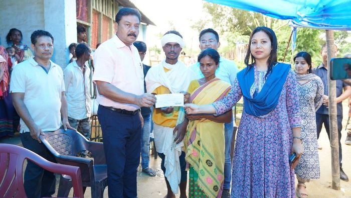 Ranjeet Kumar Dass visits flood-affected areas