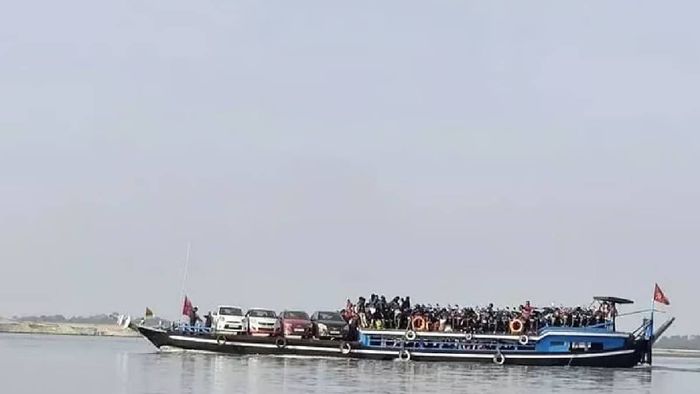 Assam: Ferry services between Jorhat and Majuli resume as Brahmaputra waters recede