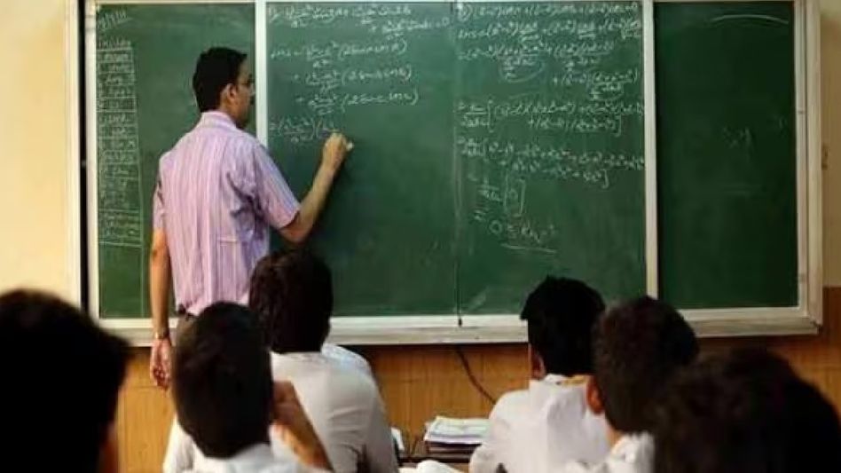 Assam: State education department halts salaries of 4,907 teachers for absenteeism Assam: State education department halts salaries of 4,907 teachers for absenteeism