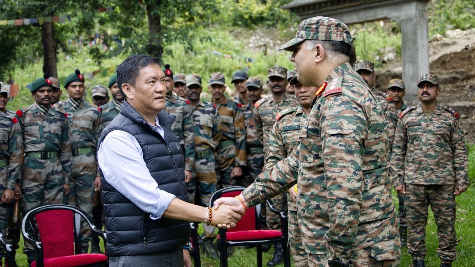 Arunachal CM Pema Khandu pays tribute to 1962 war heroes at Nyukmadung War Memorial Arunachal CM Pema Khandu pays tribute to 1962 war heroes at Nyukmadung War Memorial