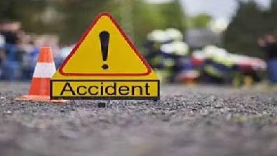 Mizoram: Oil tanker veers off road, falls into ditch in Saitual district killing driver Mizoram: Oil tanker veers off road, falls into ditch in Saitual district killing driver