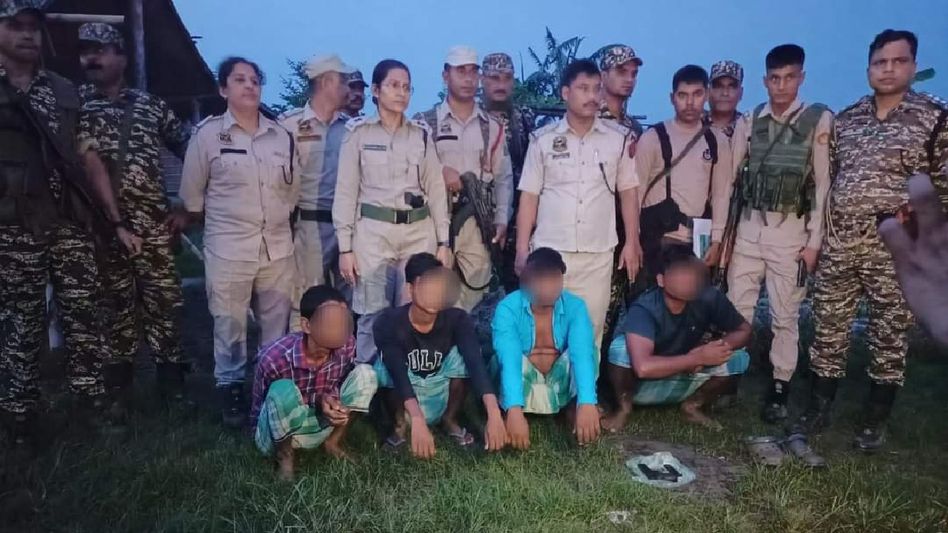 Assam: Sonitpur Police recover arms and ammunition, four apprehended Assam: Sonitpur Police recover arms and ammunition, four apprehended