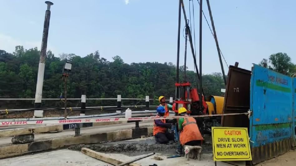 Meghalaya: Umiam bridge retrofitting faces prolonged delays despite initial 4-5 month completion target Meghalaya: Umiam bridge retrofitting faces prolonged delays despite initial 4-5 month completion target