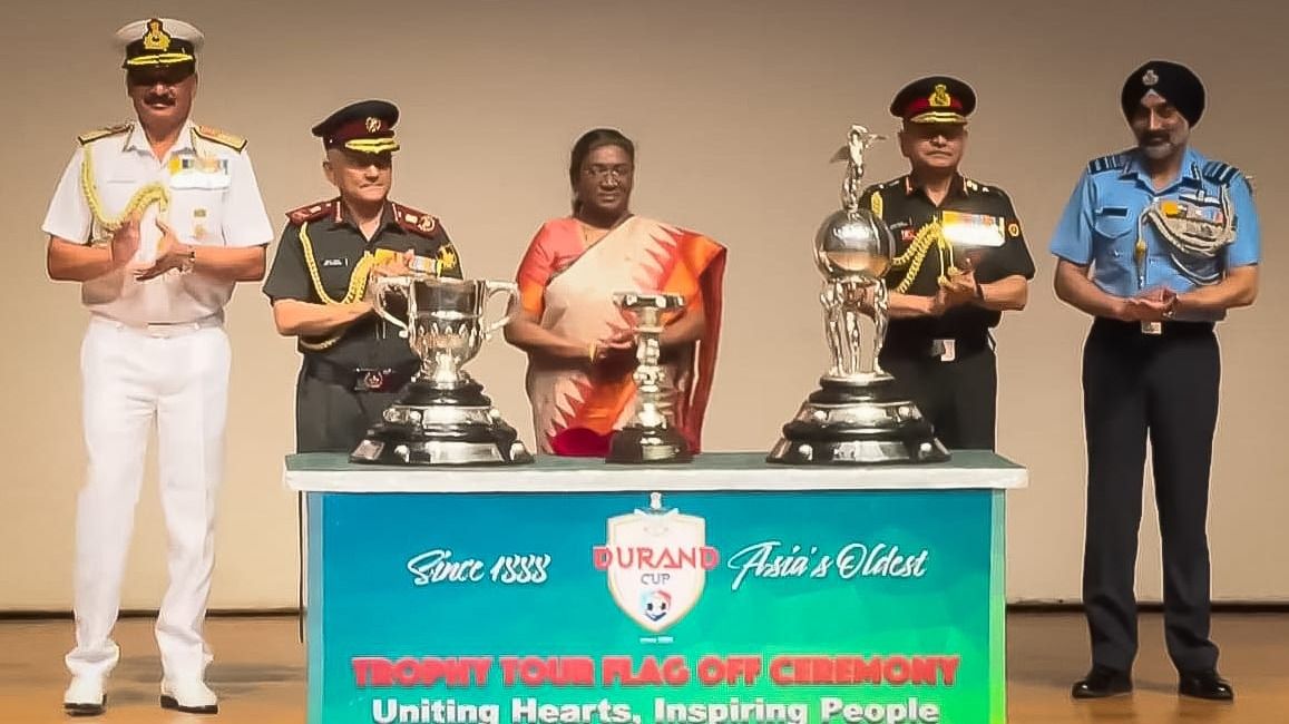 President Murmu unveils Durand Cup trophies, flags off trophy tour