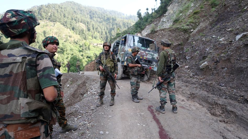 Terrorists forced villagers at gunpoint to cook food before Kathua ambush: Sources Terrorists forced villagers at gunpoint to cook food before Kathua ambush: Sources