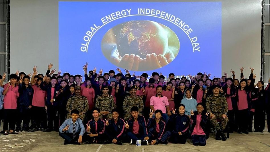 Arunachal: Indian army celebrates Global Energy Independence Day with students Arunachal: Indian army celebrates Global Energy Independence Day with students