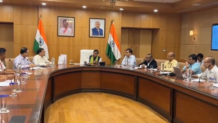 Himanta Biswa Sarma reviews progress of DNLA peace accord implementation