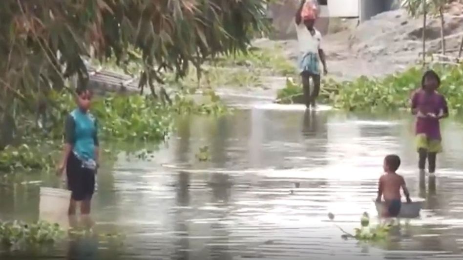 Assam flood death toll rises to 93 as situation slowly improves Assam flood death toll rises to 93 as situation slowly improves