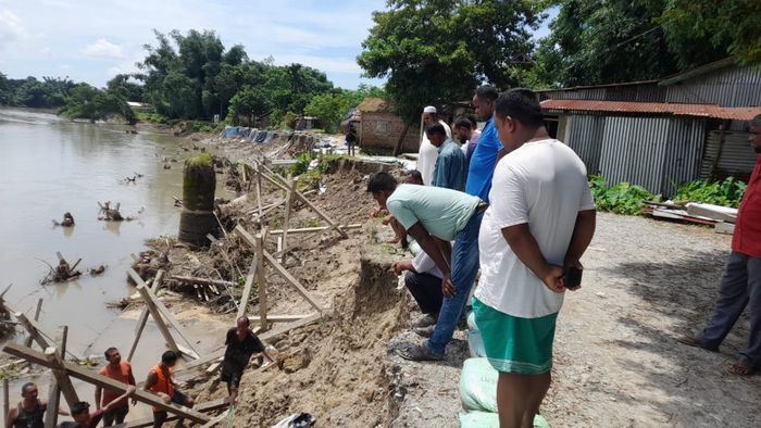 Assam: River erosion threatens Kokrajhar village, residents seek government action
