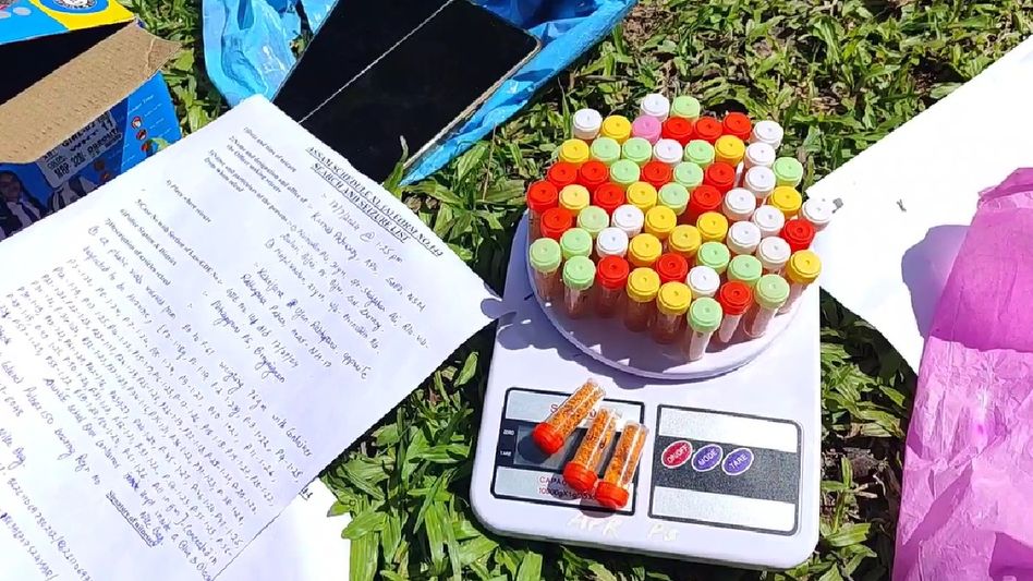 Assam: Huge quantities of heroin seized, woman among 2 held in Bongaigaon during drug bust Assam: Huge quantities of heroin seized, woman among 2 held in Bongaigaon during drug bust