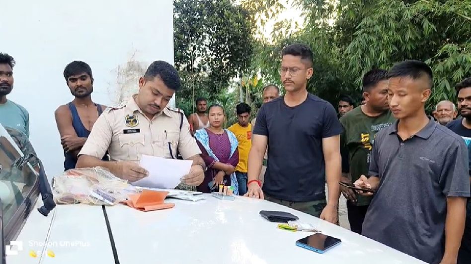 Assam: Huge consignment of drugs seized in Gossaigaon's Oxiguri village, one arrested Assam: Huge consignment of drugs seized in Gossaigaon's Oxiguri village, one arrested