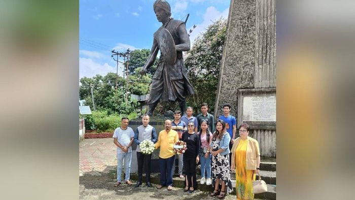 BJP Meghalaya Pradesh pays floral tribute and homage to our martyr U Tirot Sing (Photo: BJPMeghalaya/X)