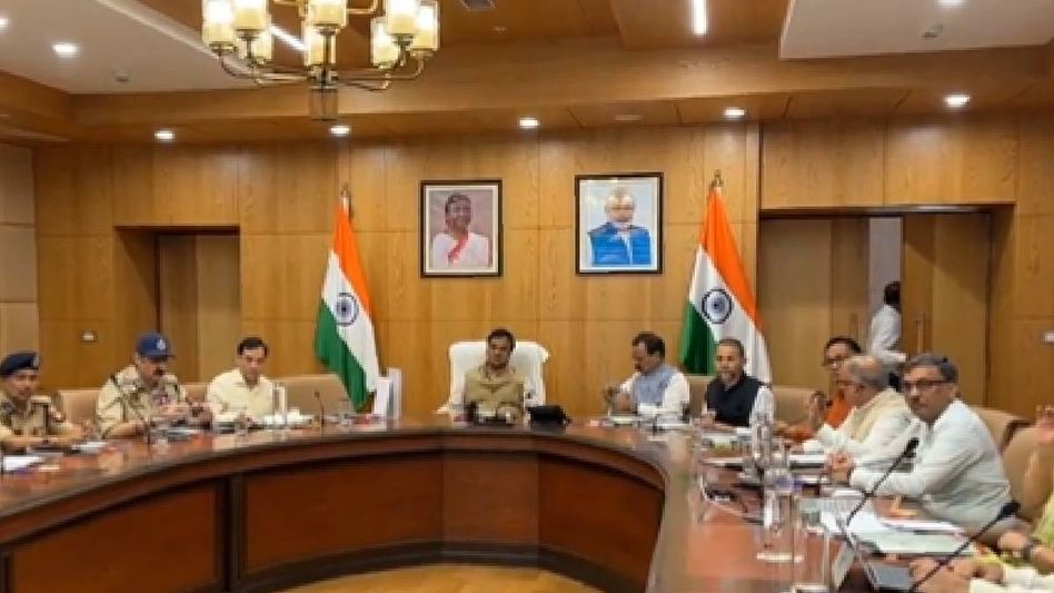 Himanta Biswa Sarma chairs state wildlife board meeting, advances conservation agenda Himanta Biswa Sarma chairs state wildlife board meeting, advances conservation agenda