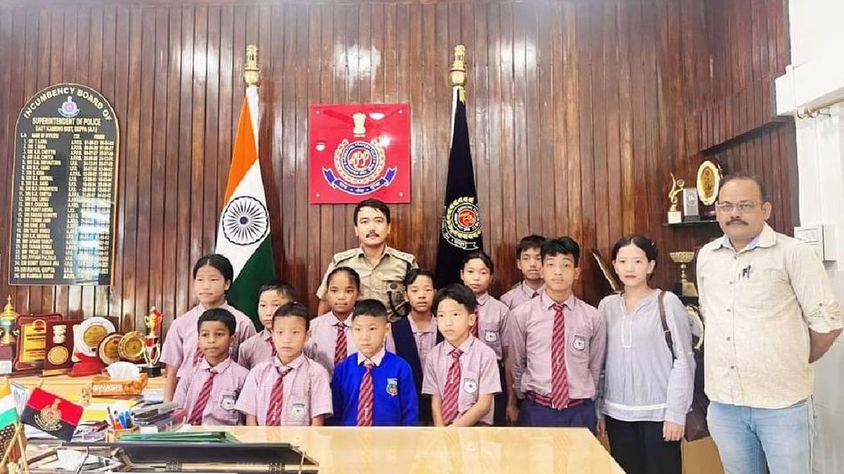 Arunachal: 12 children from Puroik community receive free education Arunachal: 12 children from Puroik community receive free education