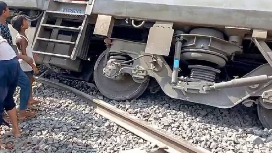 Driver reports explosion sound before Dibrugarh Express disaster Driver reports explosion sound before Dibrugarh Express disaster