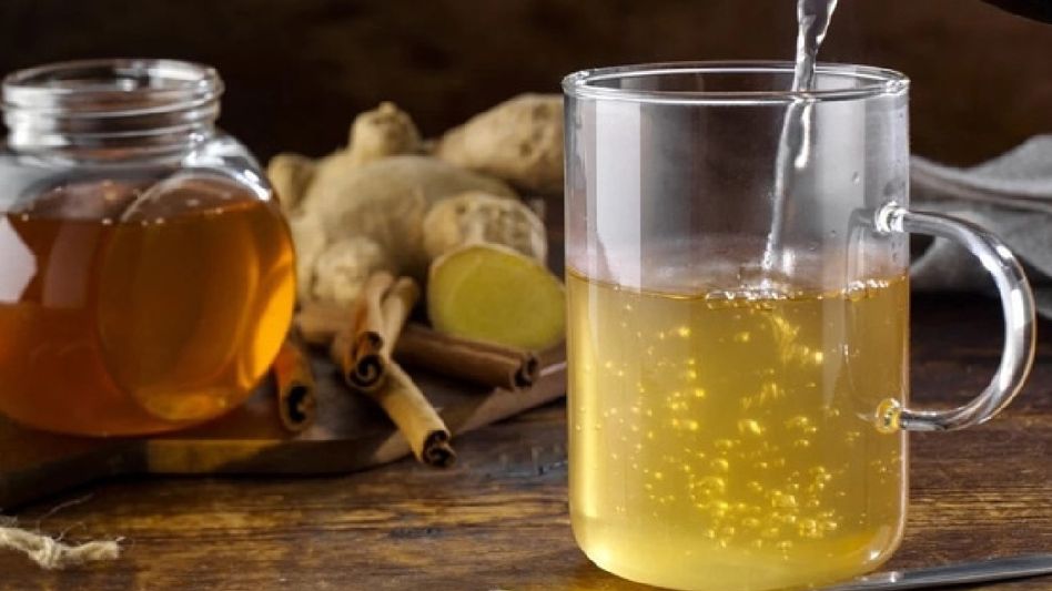 The Long-Term Benefits of Drinking Honey Water Each Morning The Long-Term Benefits of Drinking Honey Water Each Morning