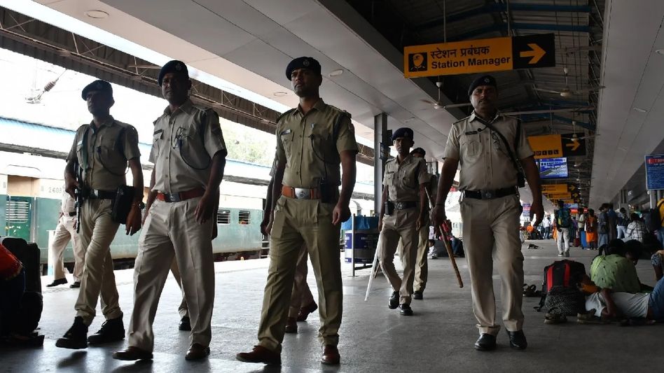 Railway Protection Force cracks down on touting and theft, arrests 19, recover goods worth Rs 4.12 lakh Railway Protection Force cracks down on touting and theft, arrests 19, recover goods worth Rs 4.12 lakh