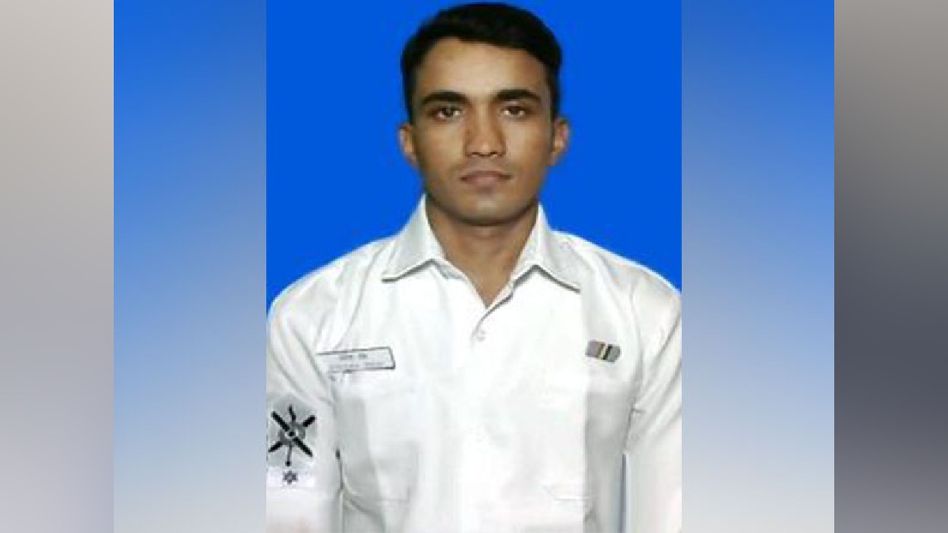 Body of seaman missing after INS Brahmaputra fire incident recovered Body of seaman missing after INS Brahmaputra fire incident recovered