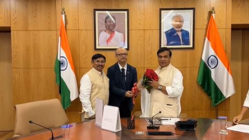 Assam secures 7.5 crores for Hemodialysis machines, Himanta Biswa Sarma attends MoU signing Assam secures 7.5 crores for Hemodialysis machines, Himanta Biswa Sarma attends MoU signing