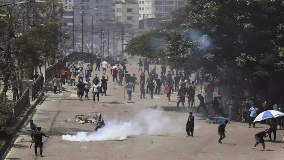 Bangladesh restores mobile internet services after 10-day blackout due to protests Bangladesh restores mobile internet services after 10-day blackout due to protests