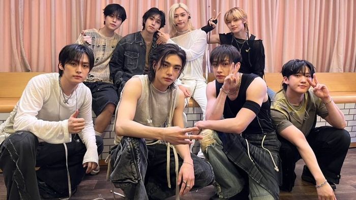 Stray Kids' ATE tops US Billboard 200 chart