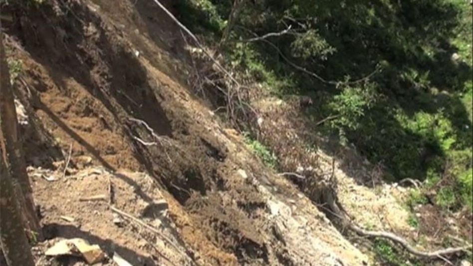 Manipur: Landslide in Dimthanlong village claims lives of mother and child, one critically injured Manipur: Landslide in Dimthanlong village claims lives of mother and child, one critically injured