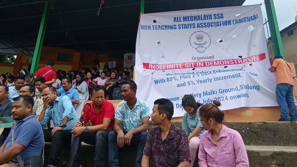 Meghalaya SSA non-teaching staff body begins indefinite sit-in demanding salary increase Meghalaya SSA non-teaching staff body begins indefinite sit-in demanding salary increase