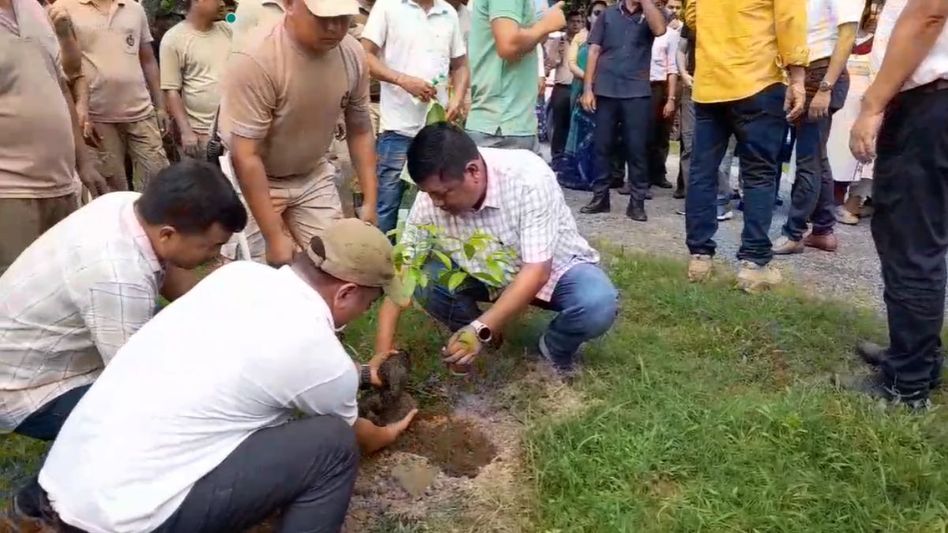 Assam's 'Ek Ped Maa Ke Naam' tree-planting drive kicks off in Kokrajhar Assam's 'Ek Ped Maa Ke Naam' tree-planting drive kicks off in Kokrajhar