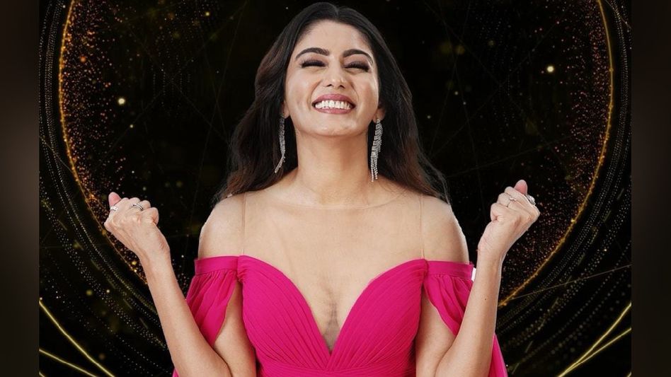 Sana Makbul wins 'Bigg Boss OTT 3', defeats Naezy and Ranvir Shorey Sana Makbul wins 'Bigg Boss OTT 3', defeats Naezy and Ranvir Shorey