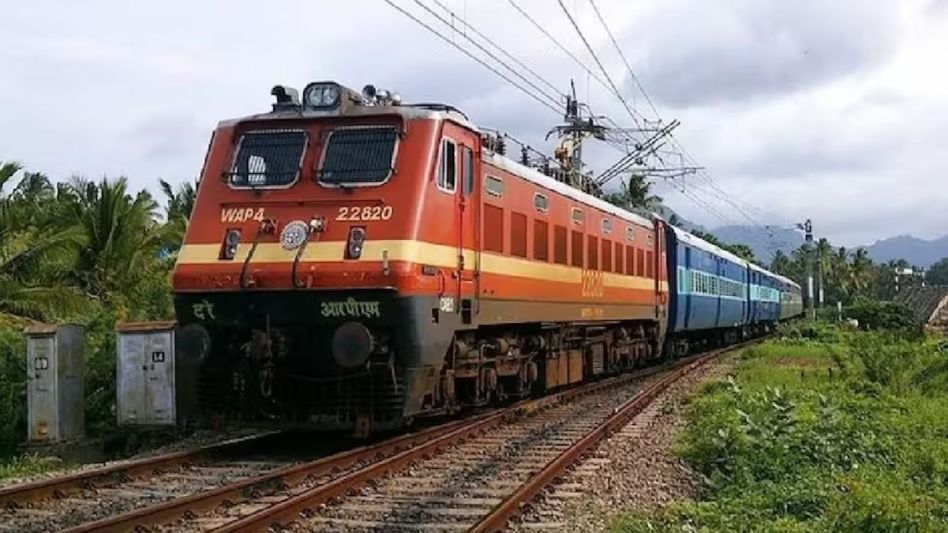 Indian Railways cancels all train services including Kolkata-Dhaka Maitri Express Indian Railways cancels all train services including Kolkata-Dhaka Maitri Express