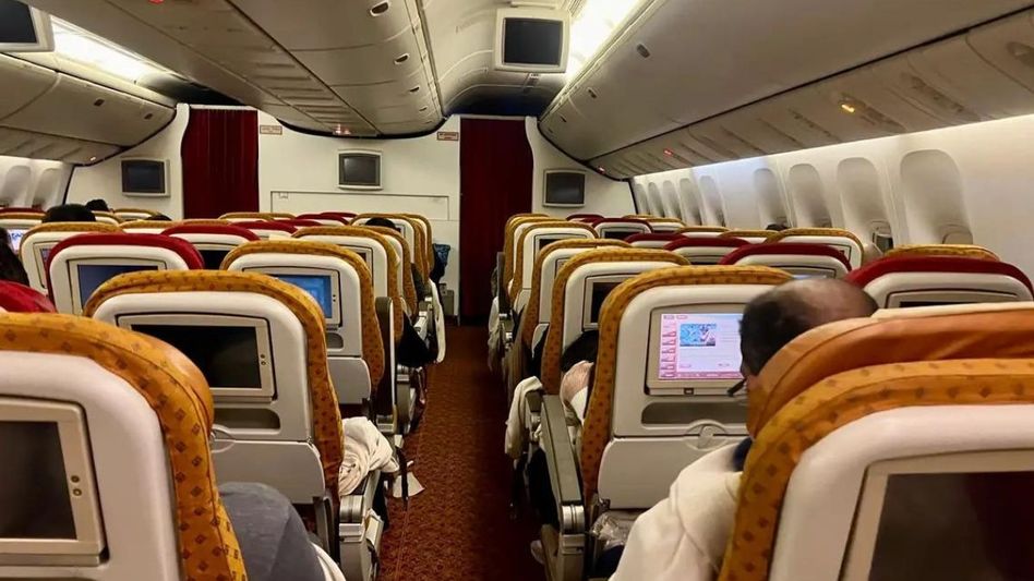 Air India cancels morning flight to Dhaka; IndiGo, Vistara halt services Air India cancels morning flight to Dhaka; IndiGo, Vistara halt services