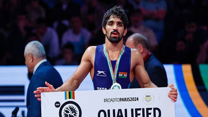 Paris Olympics: Indian wrestler Aman Sehrawat advances to quarterfinals