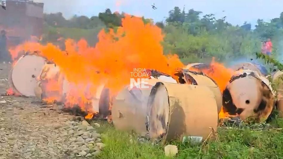 Manipur: Media fraternity condemns arson attack on press materials in Kangpokpi Manipur: Media fraternity condemns arson attack on press materials in Kangpokpi