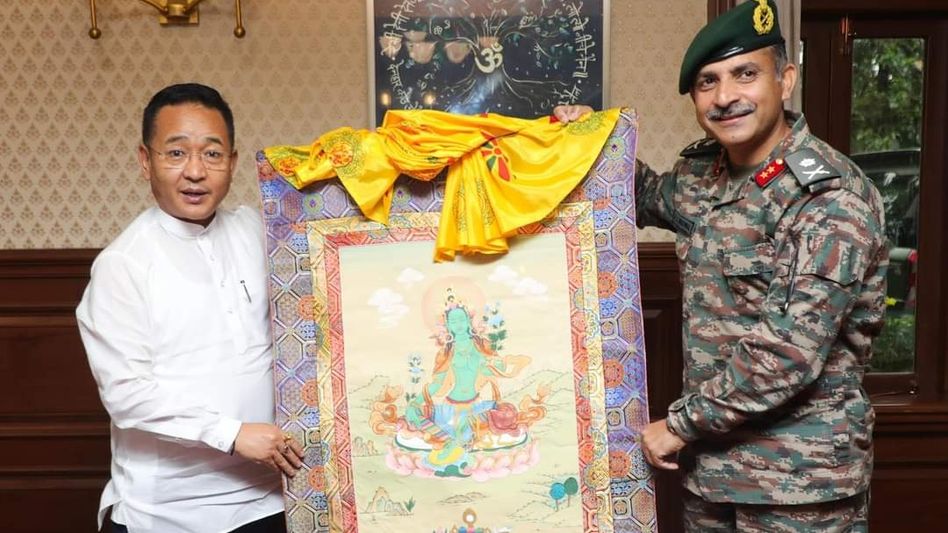 Sikkim CM meets Army officer, discusses military activities, water levels Sikkim CM meets Army officer, discusses military activities, water levels