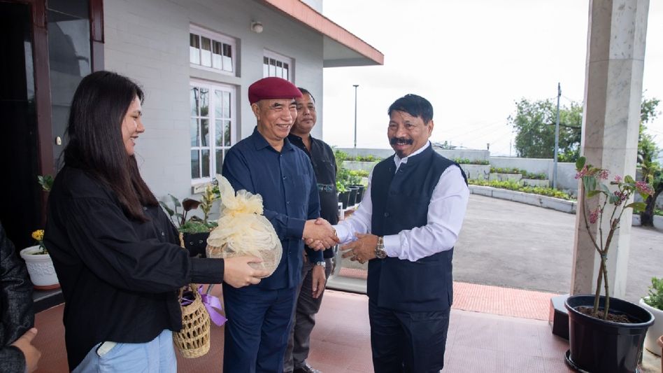 Assam minister Atul Bora meets Mizoram CM, calls for resolution of long-standing border dispute Assam minister Atul Bora meets Mizoram CM, calls for resolution of long-standing border dispute