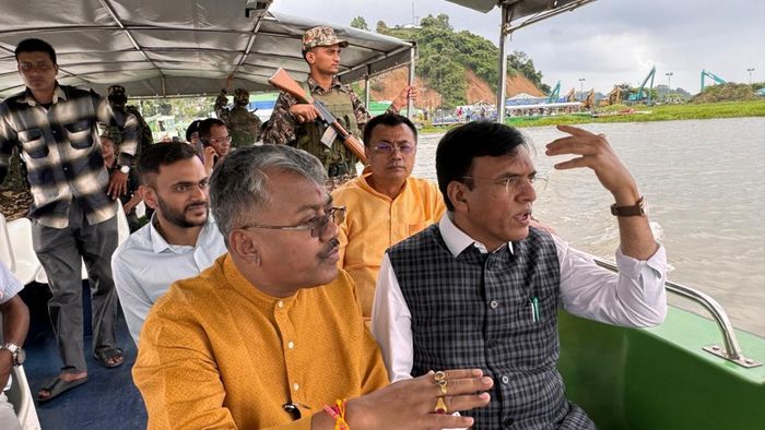 Manipur: Mansukh Mandaviya visits Loktak Lake, pledges support for sports development