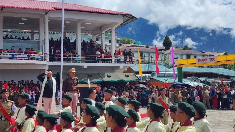 Arunachal: Tawang marks 78th Independence Day with grand celebrations Arunachal: Tawang marks 78th Independence Day with grand celebrations