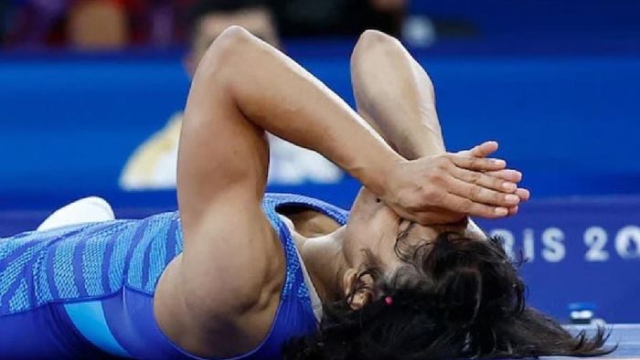 Vinesh Phogat shares cryptic photo on Instagram after CAS rejects joint-silver medal appeal (Photo: VineshPhogat/Instagram)