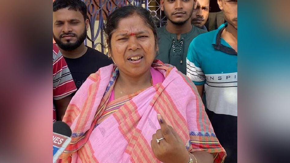 Tripura: Ex-Union minister seeks Mamata Banerjee's resignation for protection of women in West Bengal Tripura: Ex-Union minister seeks Mamata Banerjee's resignation for protection of women in West Bengal
