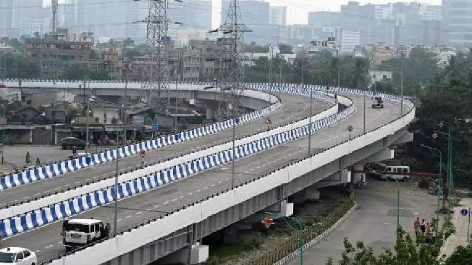 Assam: Traffic advisory issued by Guwahati Police amid cycle factory flyover foundation work Assam: Traffic advisory issued by Guwahati Police amid cycle factory flyover foundation work