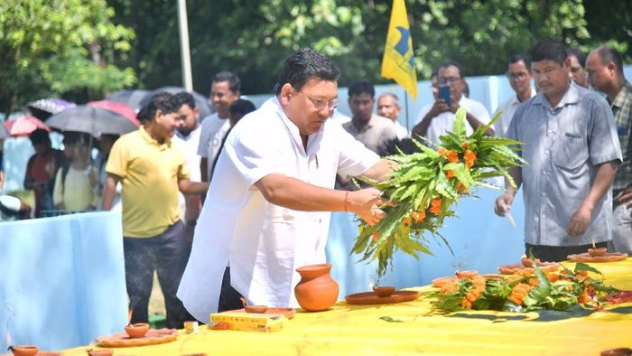Assam: 24th Martyr's Day of Bineshwar Brahma commemorated with day-long programs