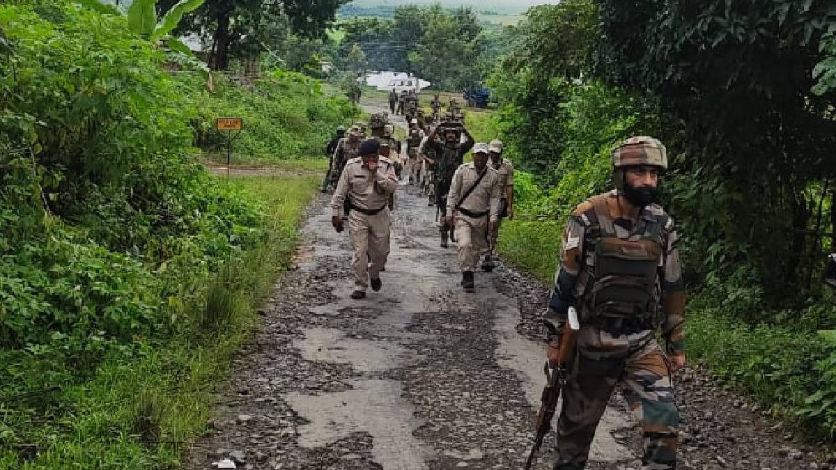 Manipur: Security forces recover mortar shells in Churachandpur district