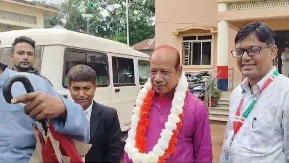 'Wrongly imprisoned’ in Bangladesh, Tripura man returns home after 35 years 'Wrongly imprisoned’ in Bangladesh, Tripura man returns home after 35 years