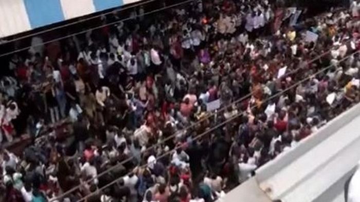 Maharashtra police arrest 40 after Badlapur protests over alleged assault of 2 minors