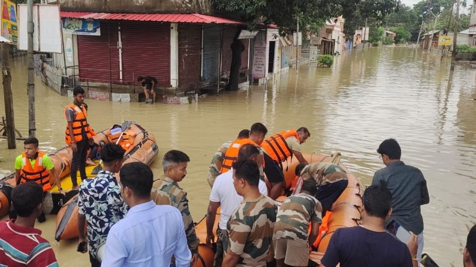 Tripura Floods: Over 17 lakh affected, 65,400 seek shelter, dead toll touches 20 Tripura Floods: Over 17 lakh affected, 65,400 seek shelter, dead toll touches 20